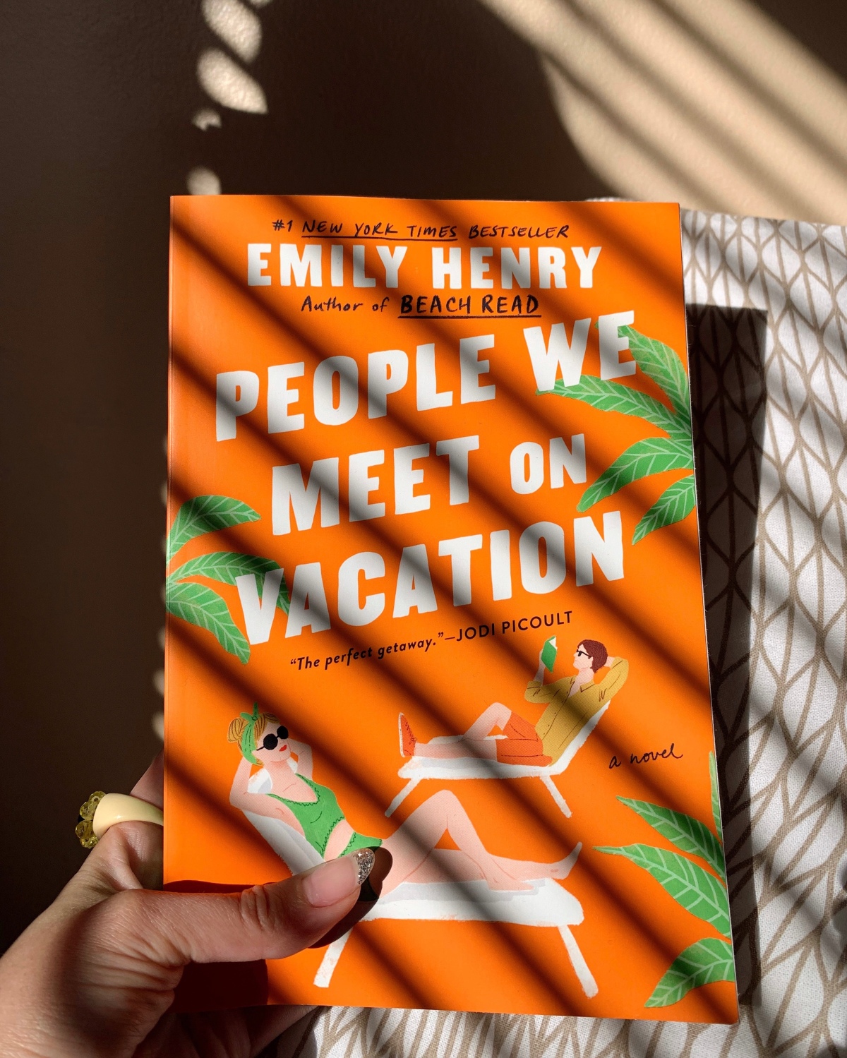 Book Review: People We Meet On Vacation by Emily Henry